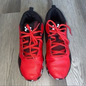 Under Armour tennis shoes